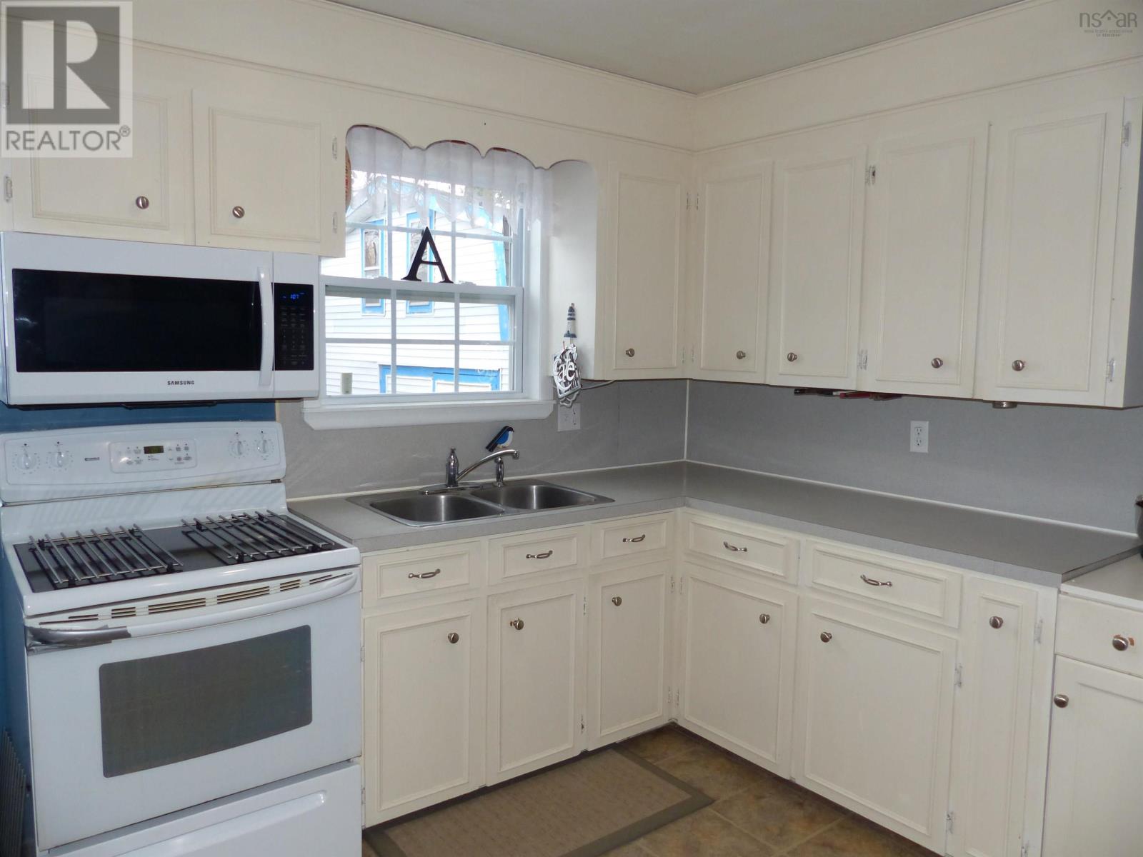 72 Nordic Crescent, Lower Sackville, Nova Scotia  B4C 2E5 - Photo 15 - 202505628