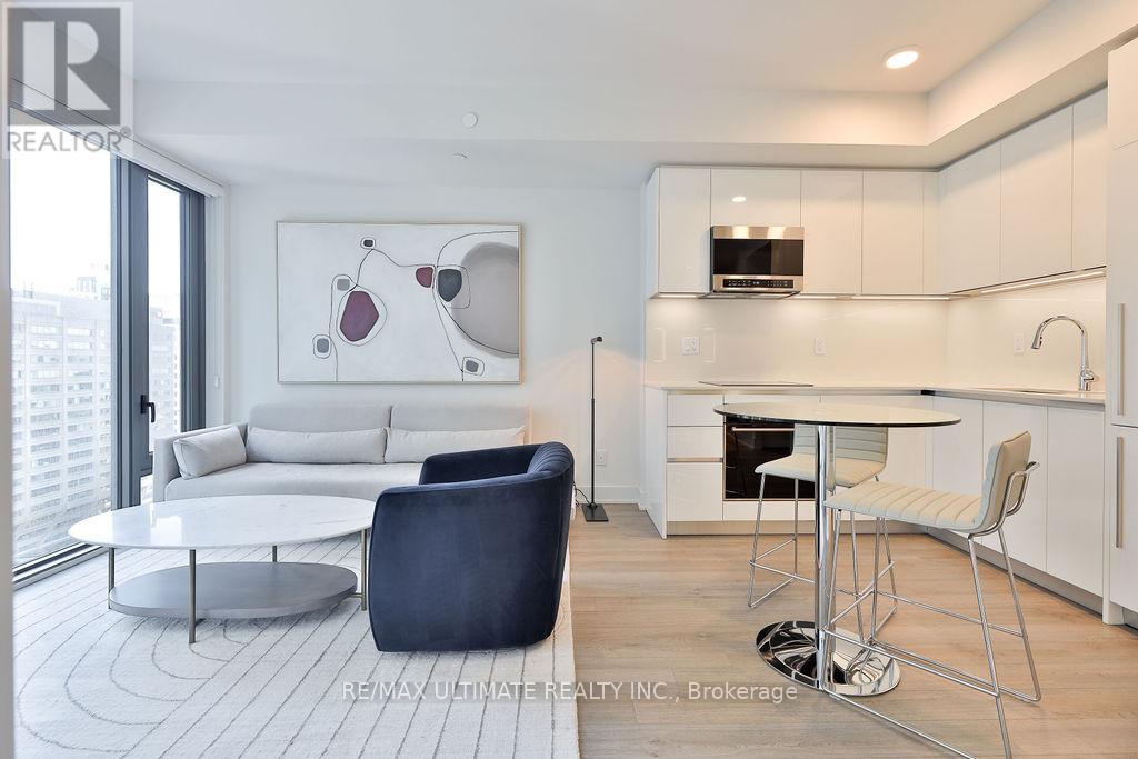1805 - 8 CUMBERLAND STREET, Toronto, Ontario