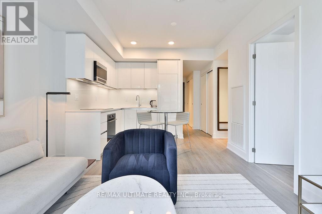 1805 - 8 Cumberland Street, Toronto, Ontario  M4W 0B6 - Photo 14 - C12039673
