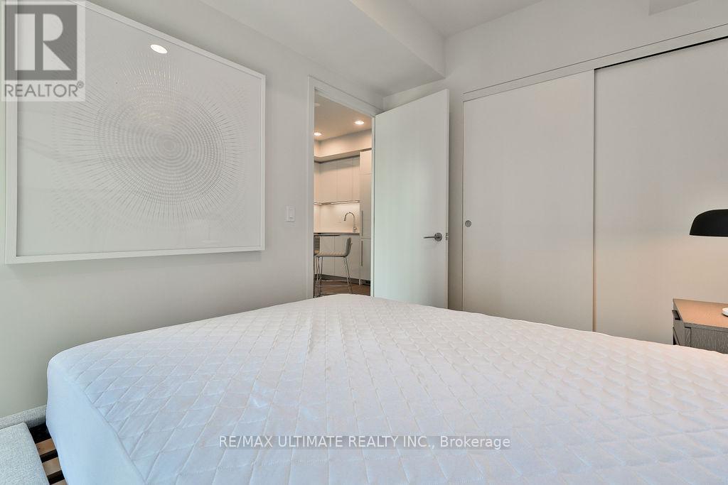 1805 - 8 Cumberland Street, Toronto, Ontario  M4W 0B6 - Photo 30 - C12039673