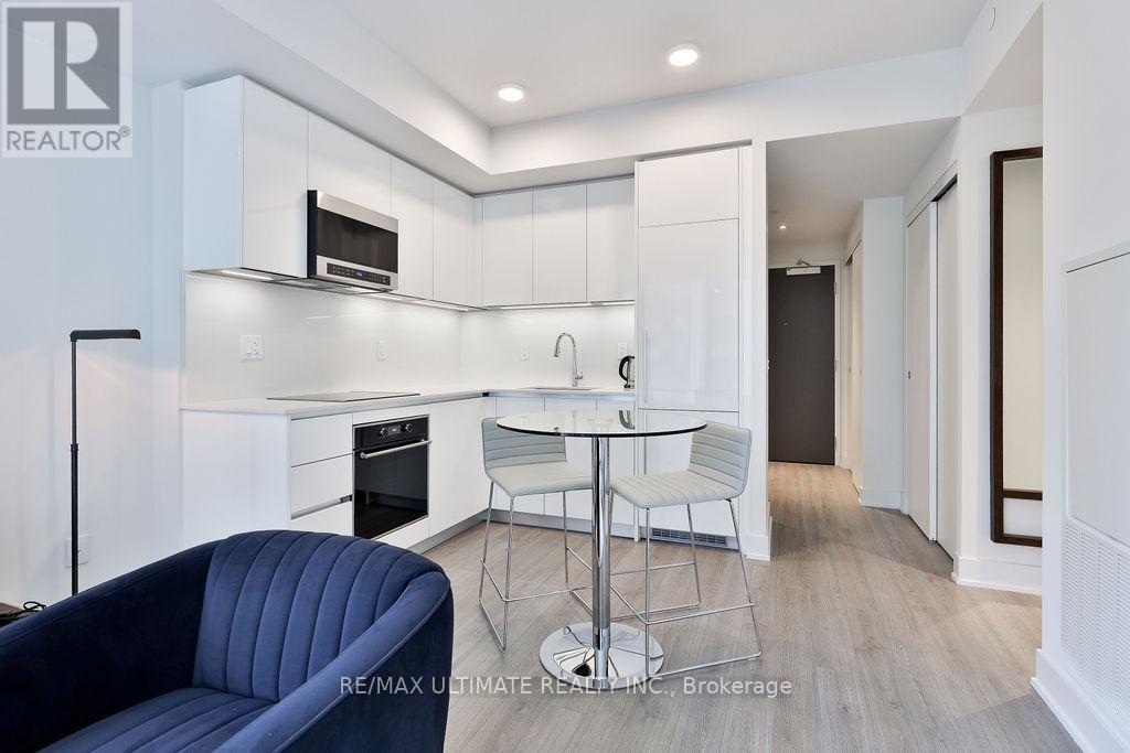 1805 - 8 Cumberland Street, Toronto, Ontario  M4W 0B6 - Photo 34 - C12039673