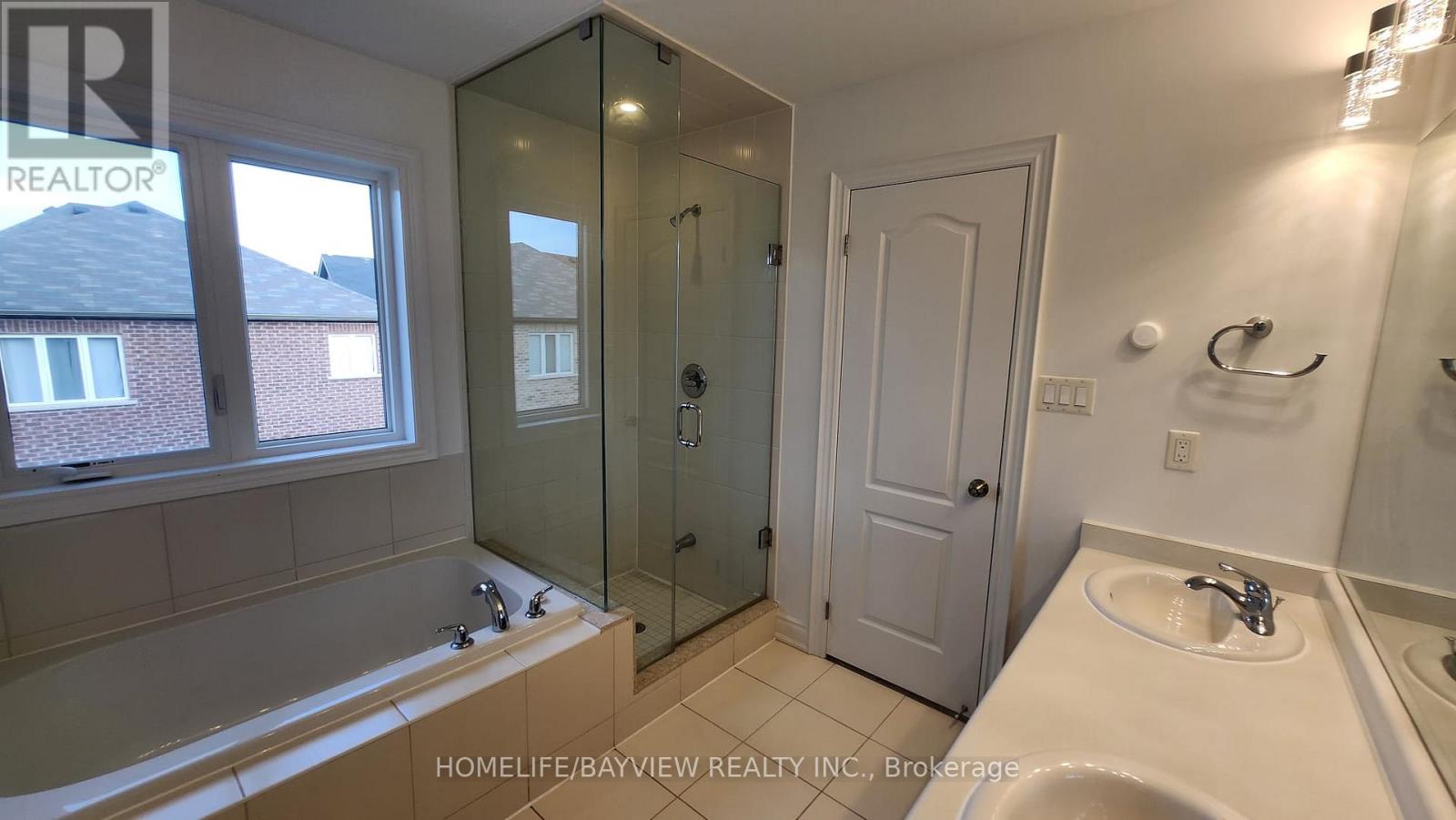 1263 Peelar Crescent, Innisfil, Ontario  L0L 1W0 - Photo 17 - N12039633