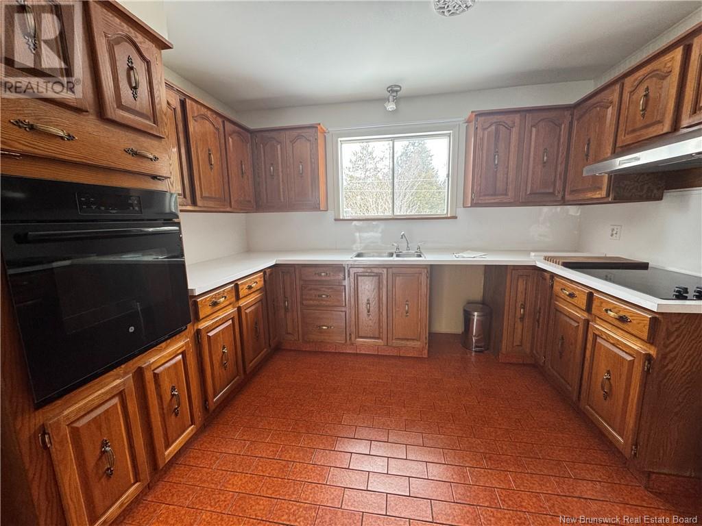10 Beaulieu Street, Saint-Quentin, New Brunswick  E8A 1A9 - Photo 9 - NB114692