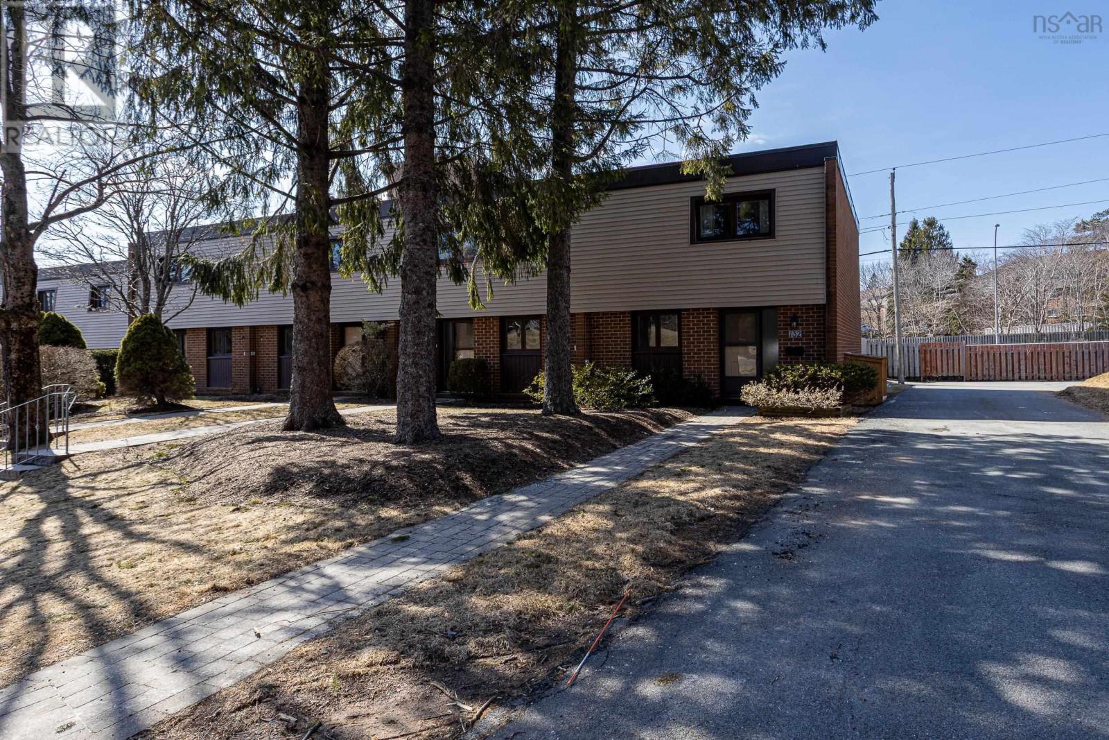 132 Forestside Crescent, Halifax, Nova Scotia  B3M 1M4 - Photo 2 - 202505633
