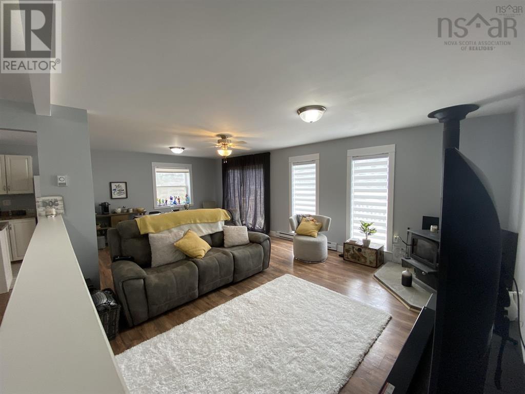 7068 Highway 224, Pleasant Valley, Nova Scotia  B0N 2M0 - Photo 15 - 202505638