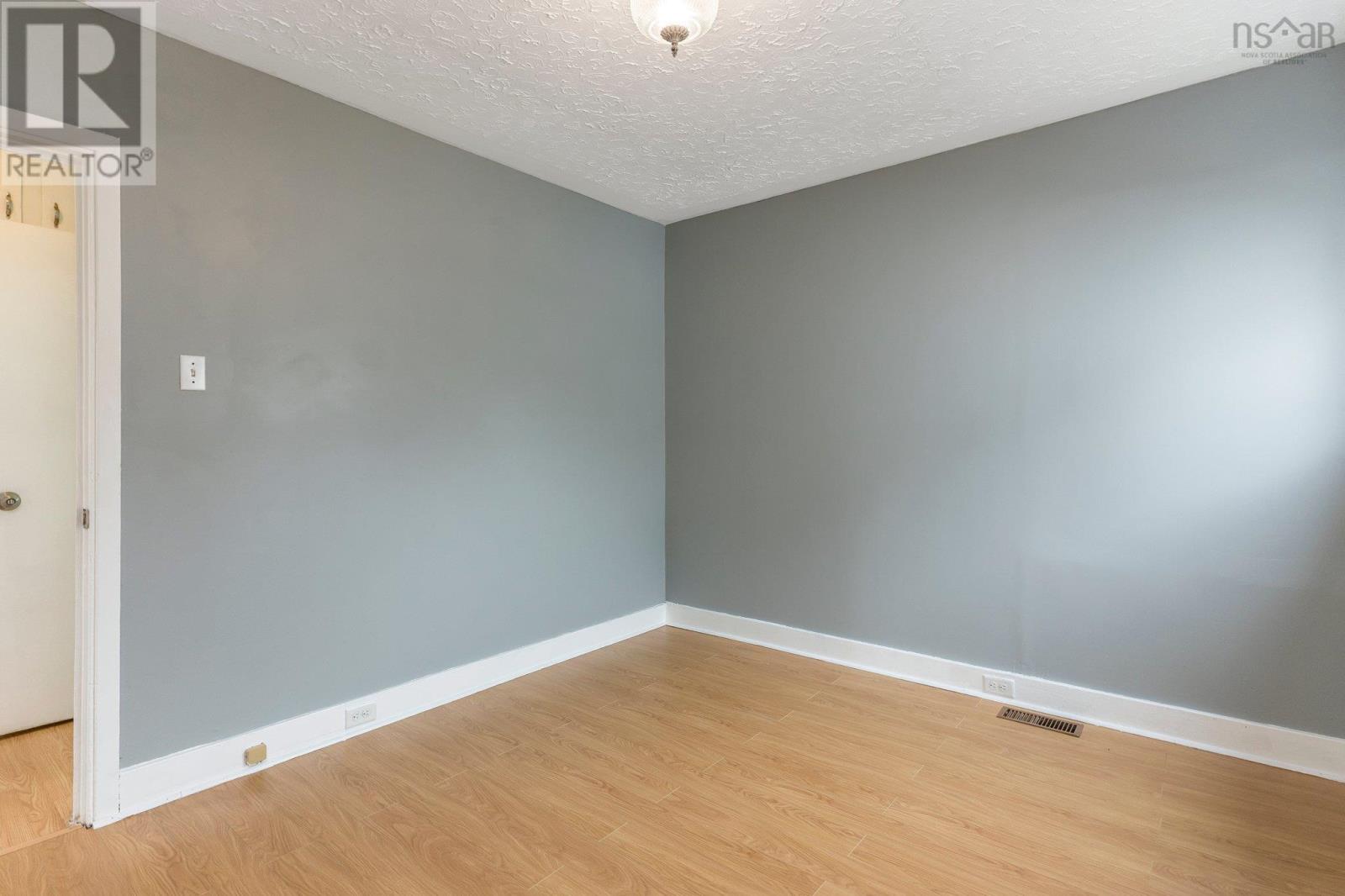 6568 Roslyn Road, Halifax, Nova Scotia  B3L 2M9 - Photo 25 - 202505738