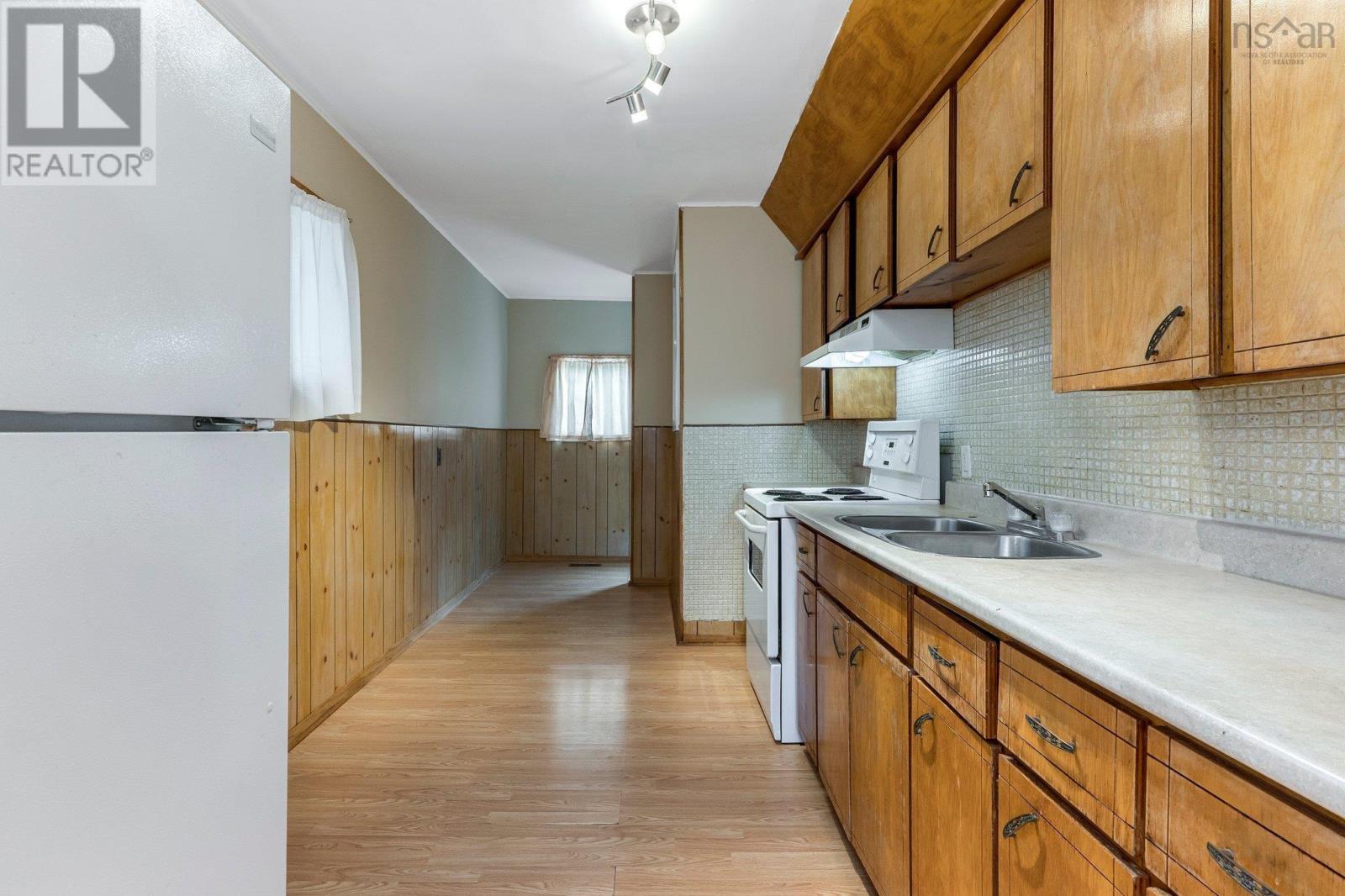 6568 Roslyn Road, Halifax, Nova Scotia  B3L 2M9 - Photo 29 - 202505738