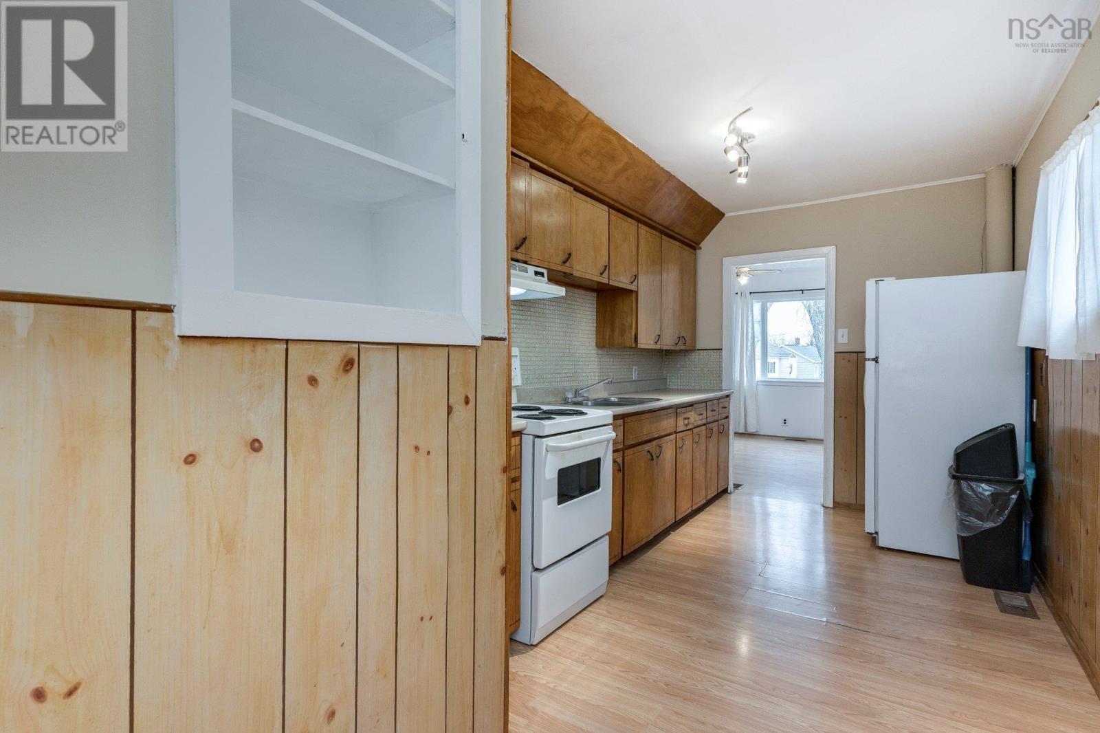 6568 Roslyn Road, Halifax, Nova Scotia  B3L 2M9 - Photo 32 - 202505738