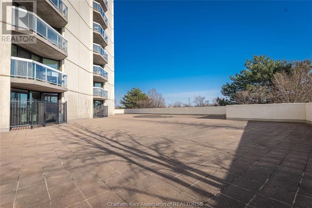 Property at 323 Colborne STREET Unit# 2403 image 4