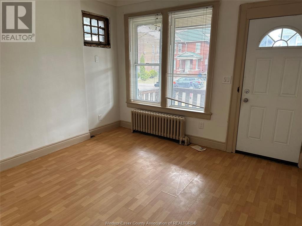Property at 667 HALL image 3