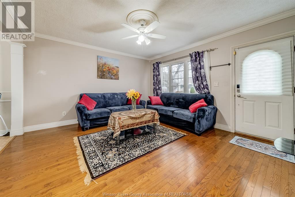 Property at 65 PRINCE ARTHUR AVENUE image 4