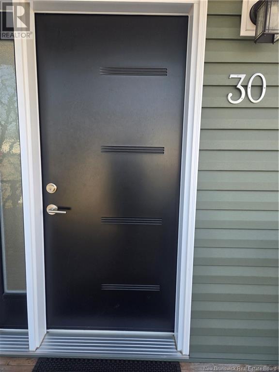 Property at 30 Carsdale Court image 3