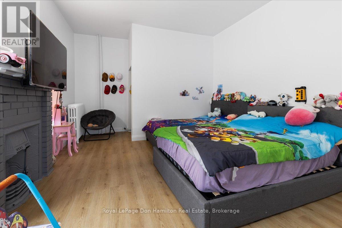 379 Argyle Avenue N, North Perth, Ontario  N4W 1N2 - Photo 6 - X11990145