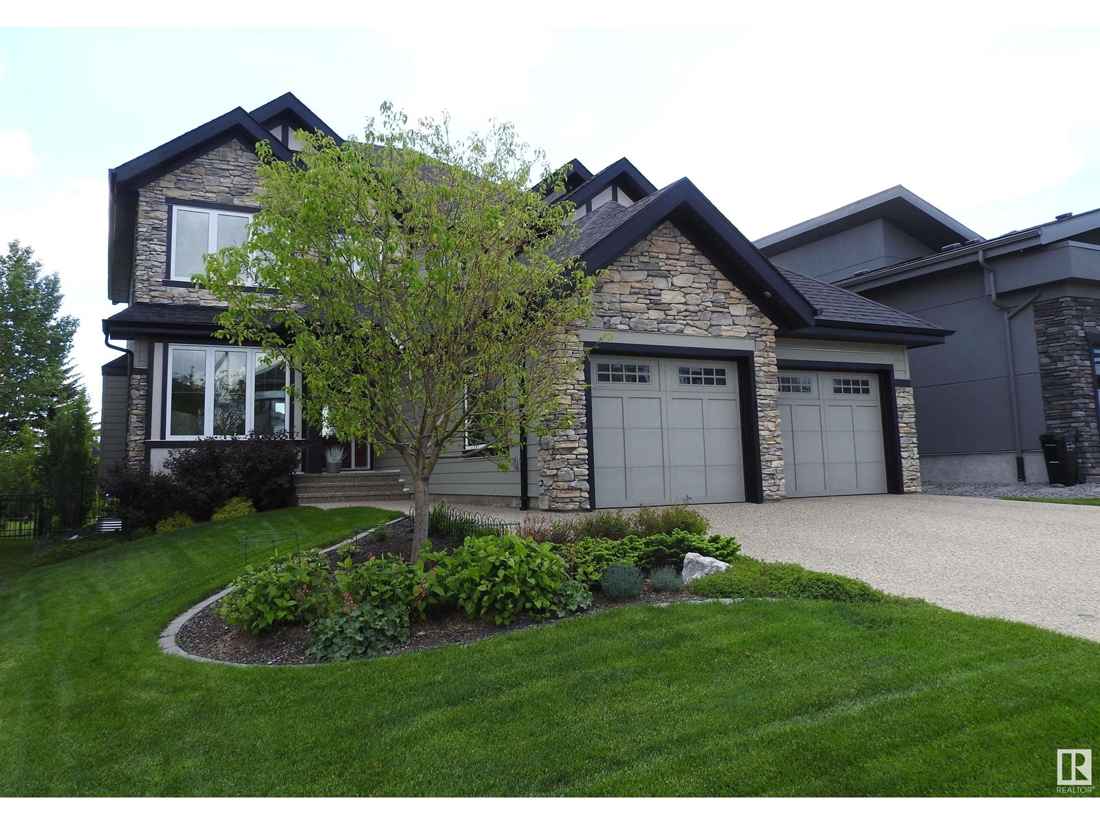 Property at 1111 HAINSTOCK GREEN SW image 2