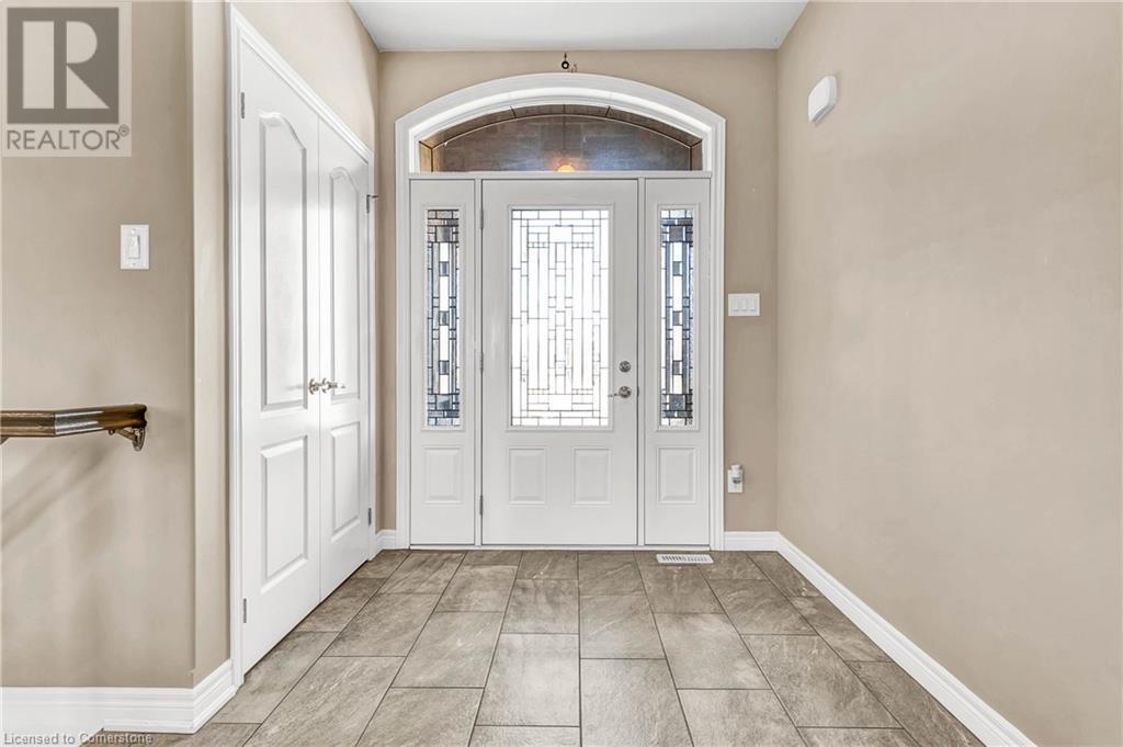 Property at 7 CAVENDISH Court image 4