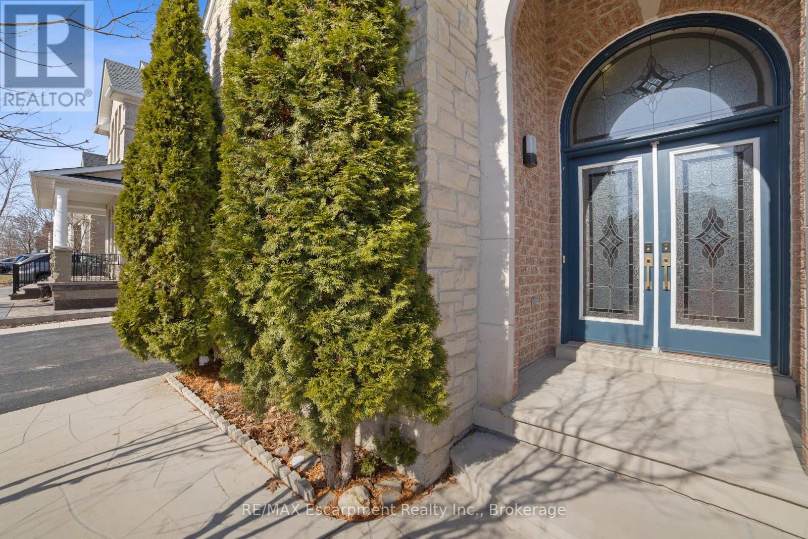 Property at 18 COOPERAGE STREET image 3