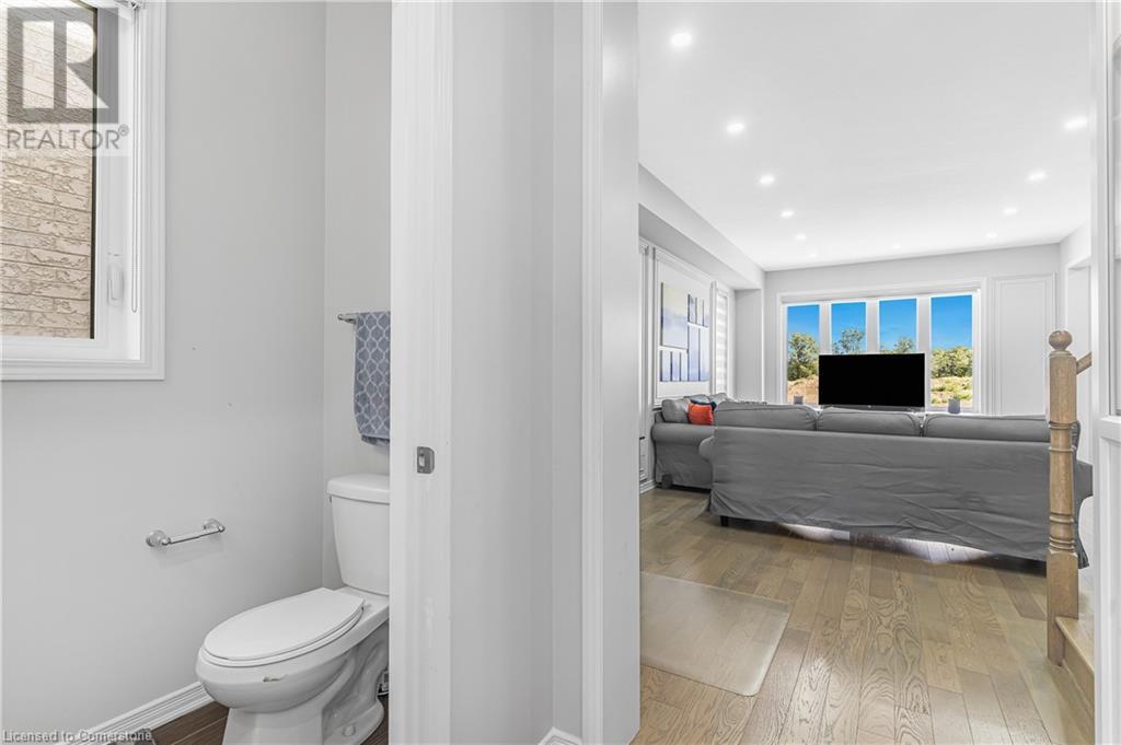 Property at 7 HARGROVE Way image 5
