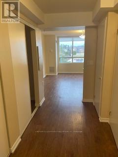 510 - 1056 Queens Avenue, Oakville (Cp College Park), Ontario  L6H 6R3 - Photo 2 - W12039825