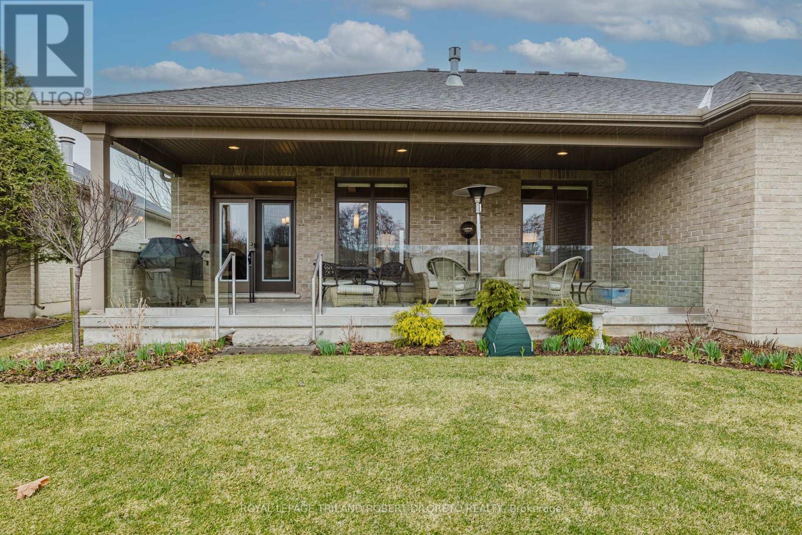 1385 Sandy Somerville Drive, London South, Ontario  N6K 5R4 - Photo 8 - X12039959