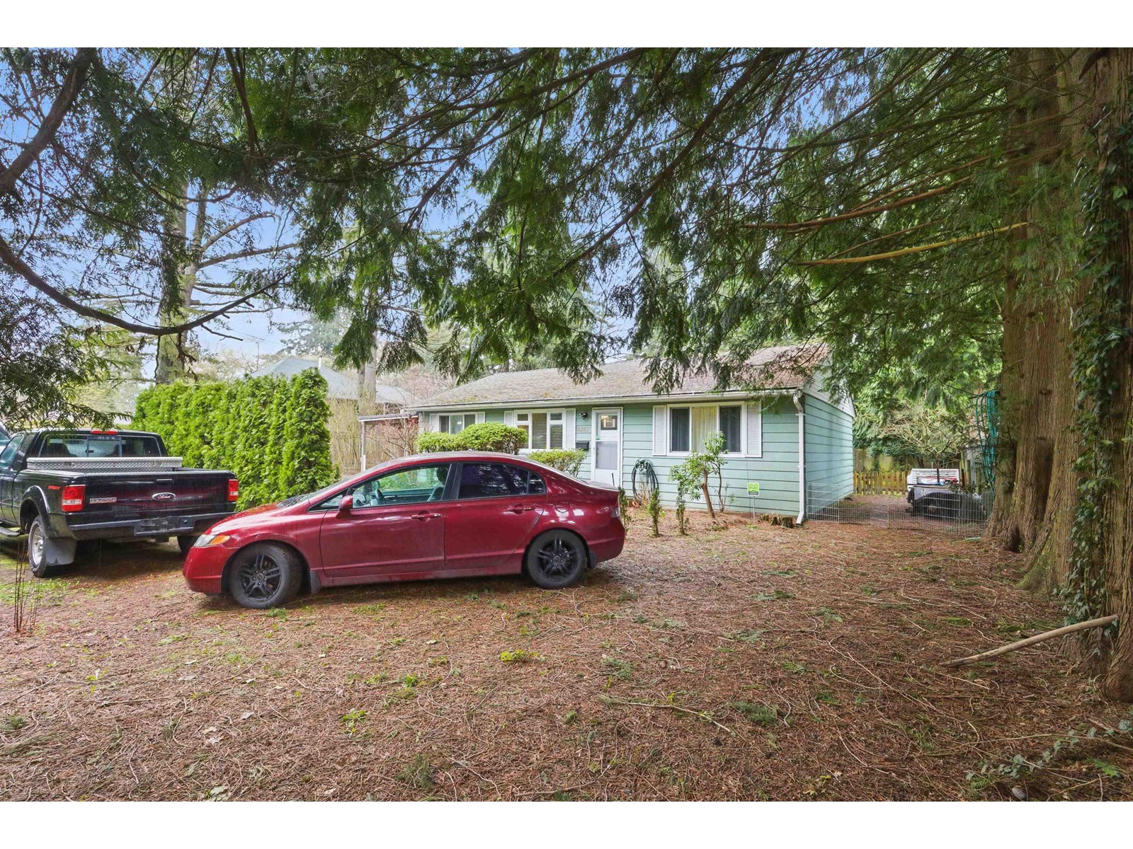 Property at 4262 200 STREET image 4