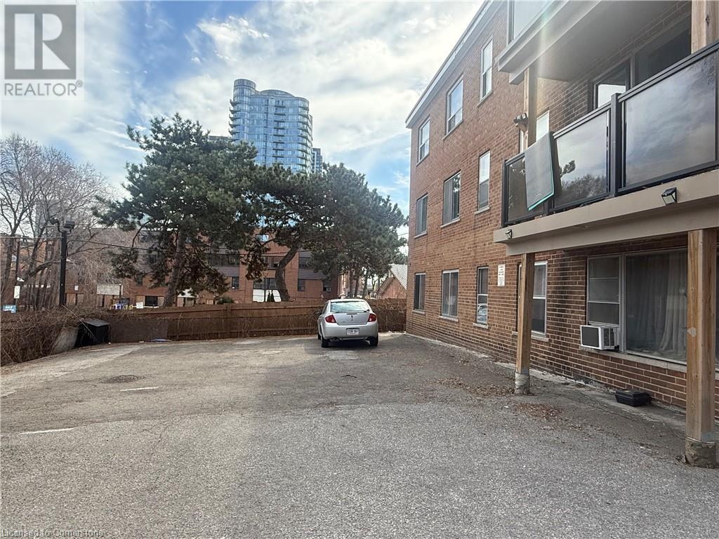 25 Windermere Avenue