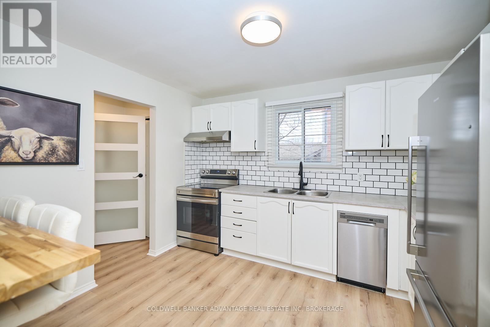 Property at 70 NORTHWOOD DRIVE image 4