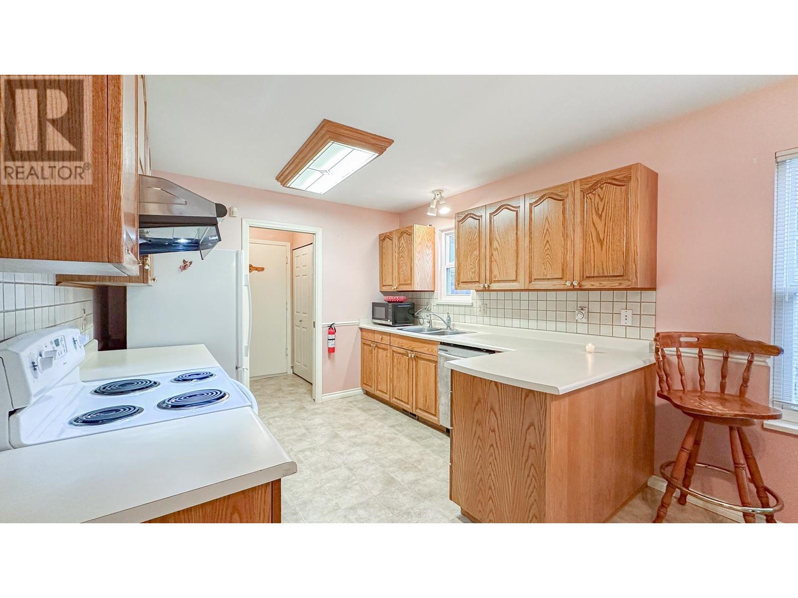 75 2865 Glen Drive, Coquitlam, British Columbia  V3B 6Y8 - Photo 12 - R2981662