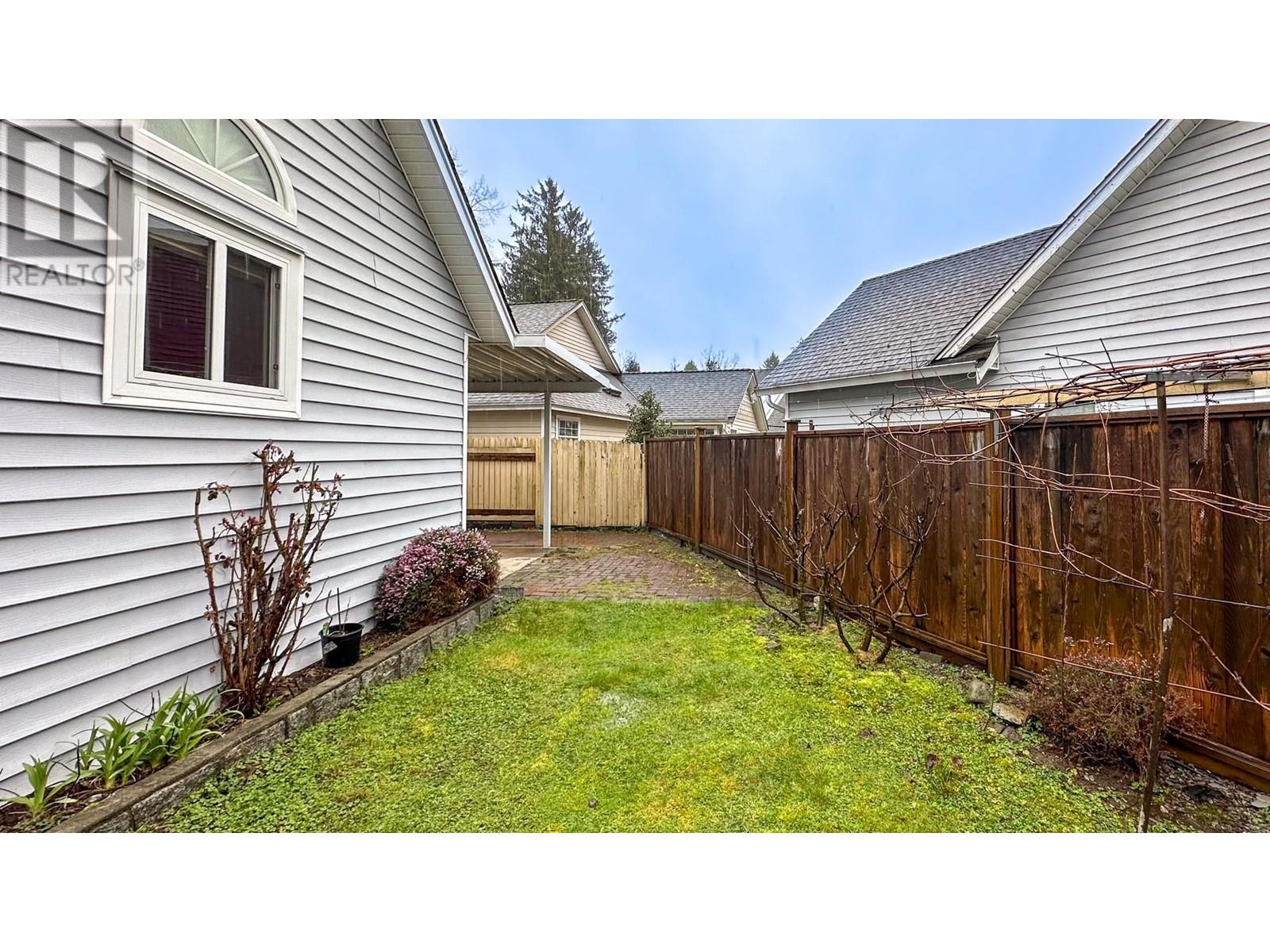 75 2865 Glen Drive, Coquitlam, British Columbia  V3B 6Y8 - Photo 31 - R2981662