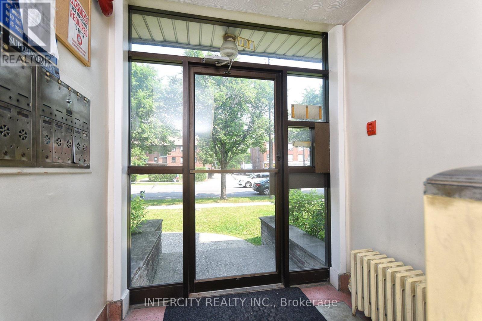 415 Wilson Avenue, Toronto, Ontario  M3H 1T4 - Photo 19 - C12039975