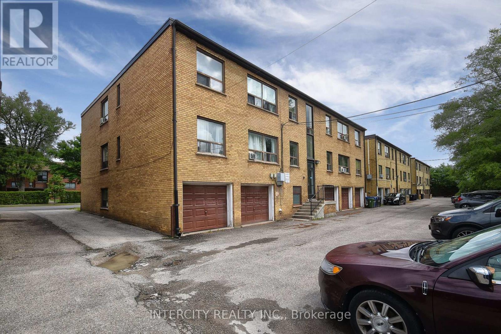 415 Wilson Avenue, Toronto, Ontario  M3H 1T4 - Photo 7 - C12039975