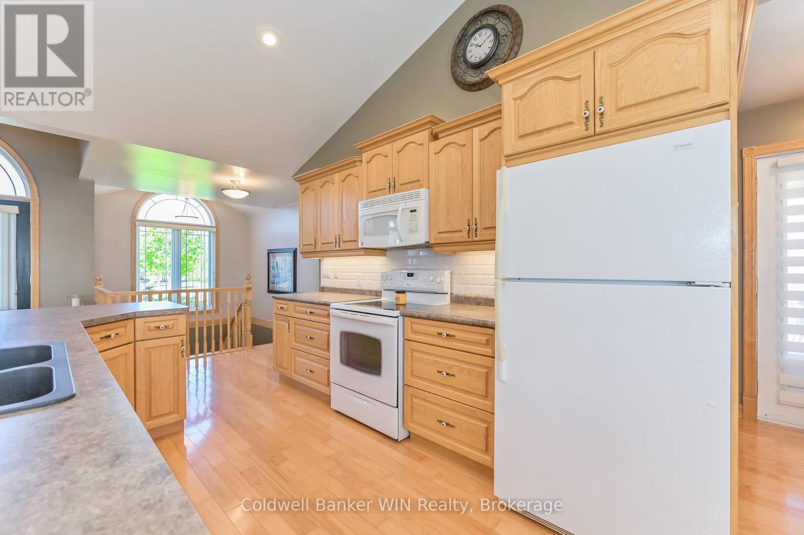 411317 Southgate Side Road 41, Southgate, Ontario  N0G 2L0 - Photo 8 - X12039796
