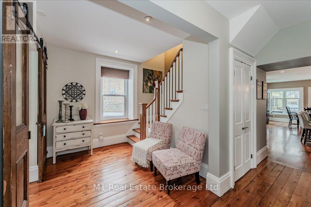 245 Hill Street W, Centre Wellington, Ontario  N1M 1G4 - Photo 7 - X12039804