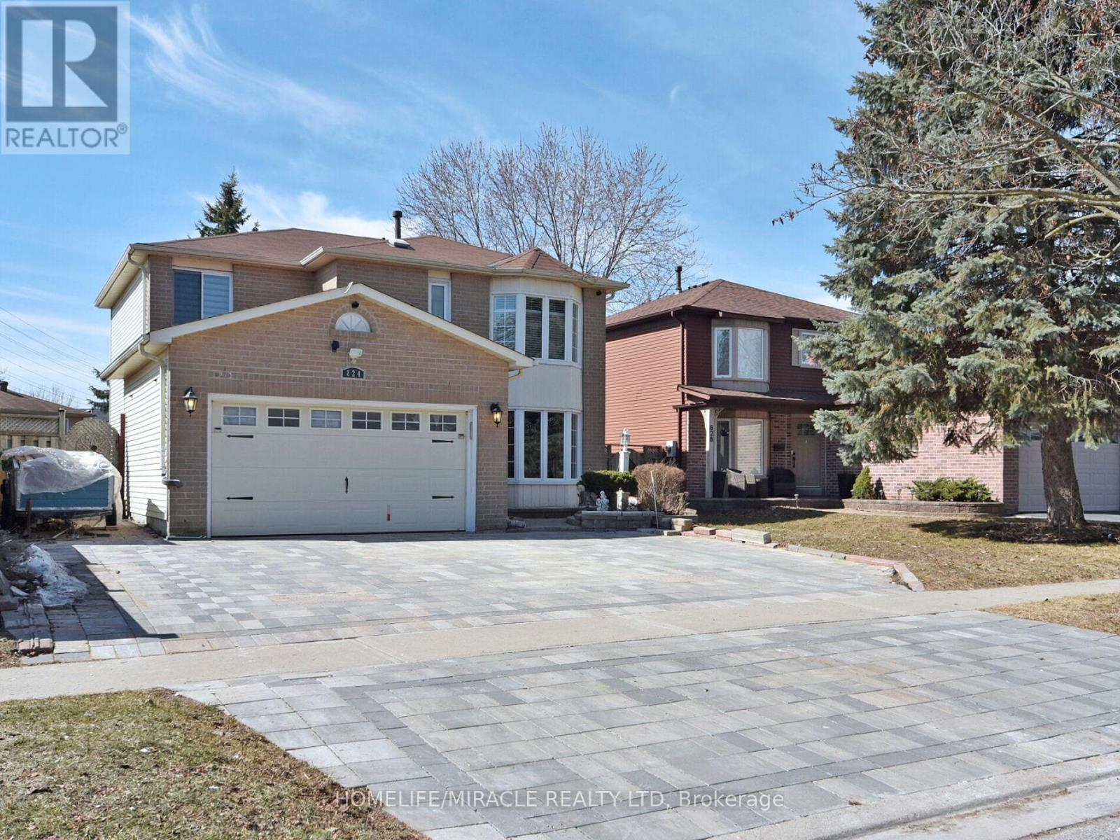 Property at 824 CROWELLS STREET image 2