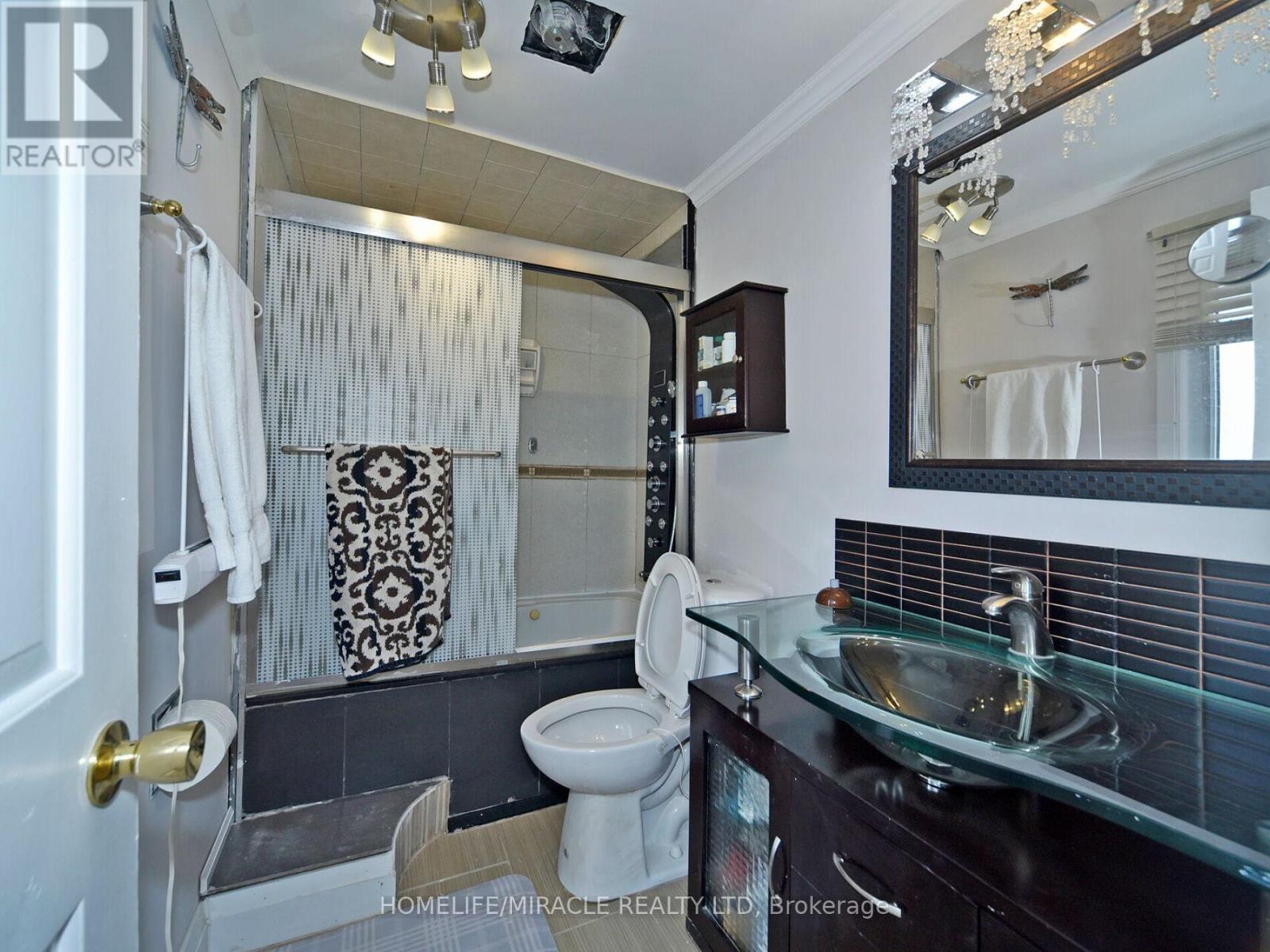 824 Crowells Street, Oshawa, Ontario  L1K 1X3 - Photo 22 - E12039711