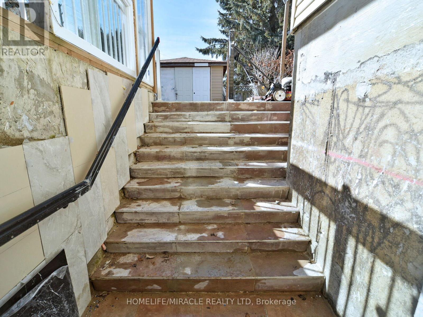 824 Crowells Street, Oshawa, Ontario  L1K 1X3 - Photo 50 - E12039711