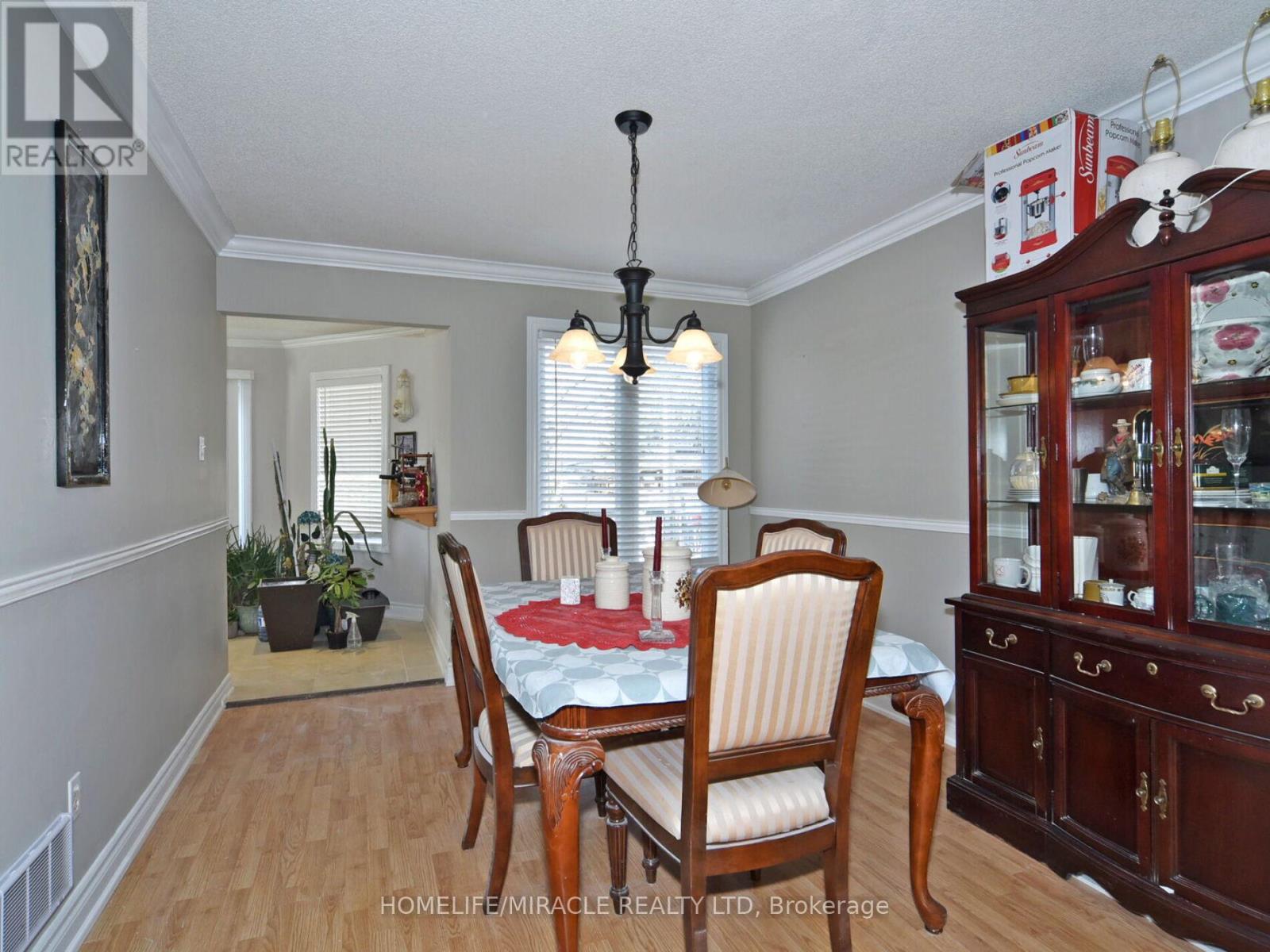 824 Crowells Street, Oshawa, Ontario  L1K 1X3 - Photo 8 - E12039711