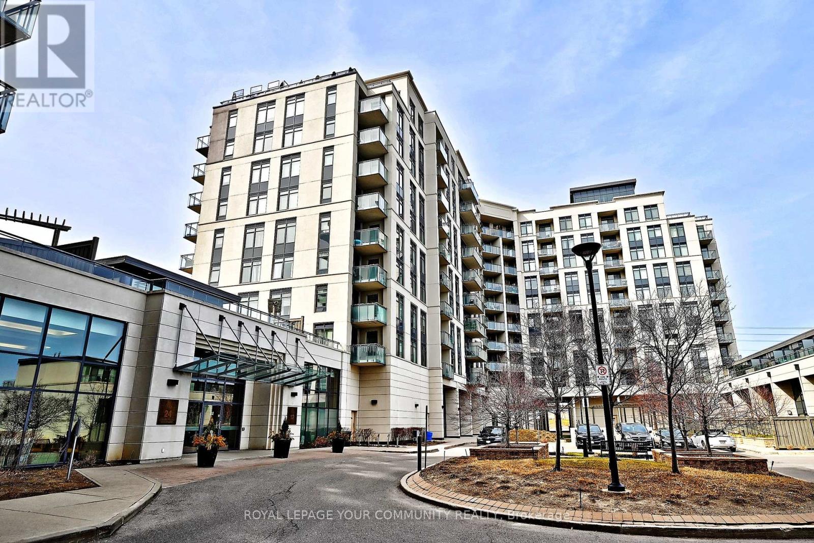 Property at 1018 - 12 WOODSTREAM BOULEVARD image 2