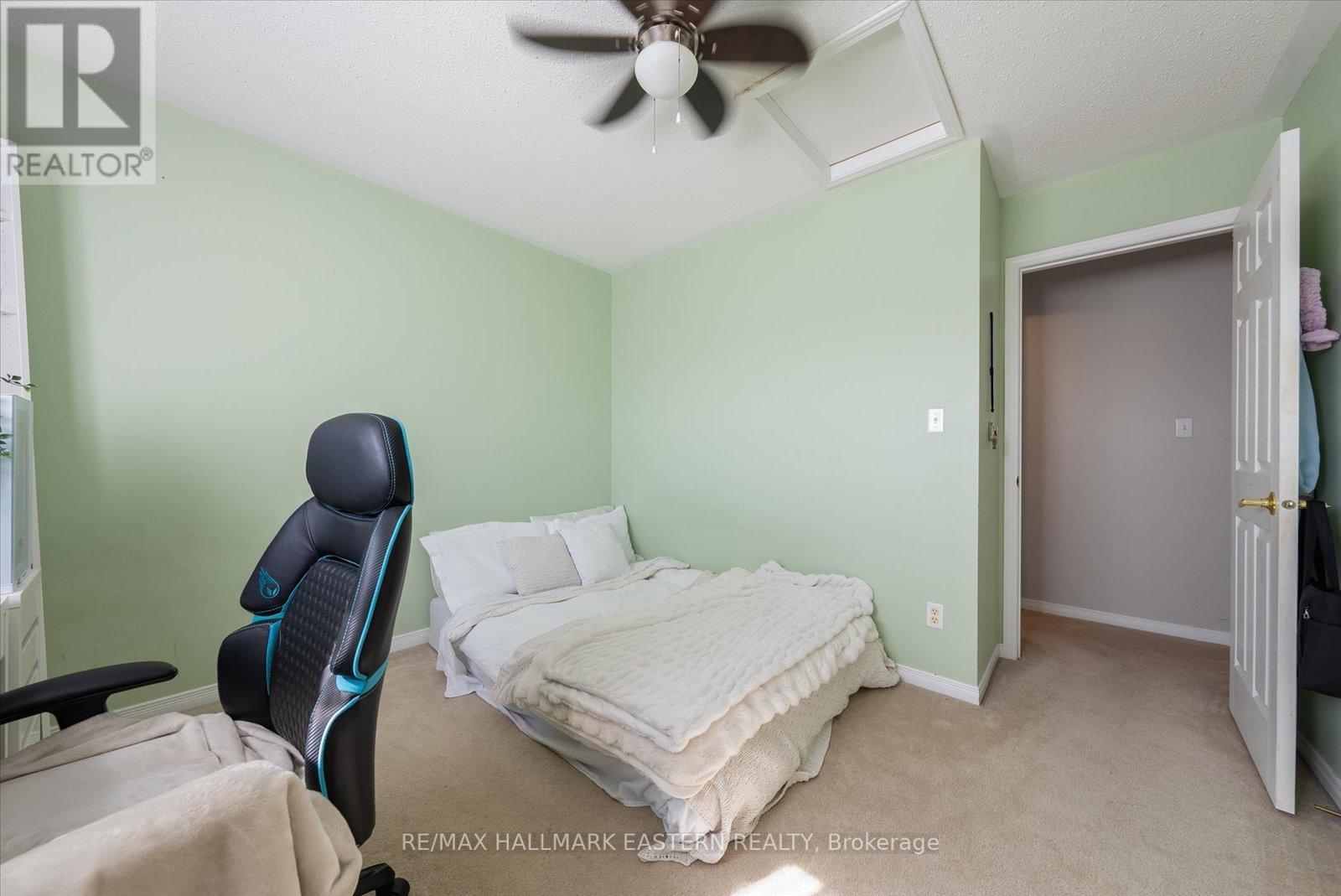 257 Tobin Court, Peterborough North, Ontario  K9H 7S7 - Photo 22 - X12040018