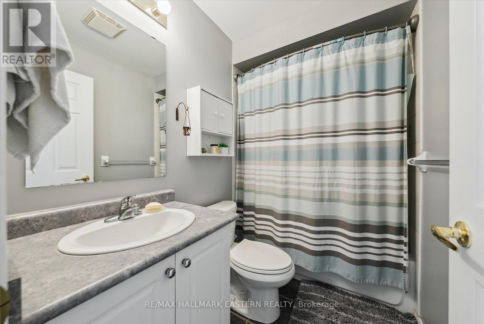 257 Tobin Court, Peterborough North, Ontario  K9H 7S7 - Photo 23 - X12040018