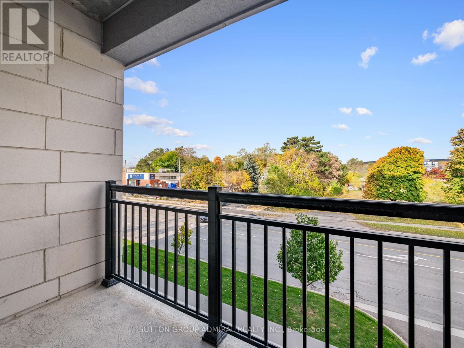 204 - 34 Plains Road E, Burlington, Ontario  L7T 0B9 - Photo 8 - W12039999
