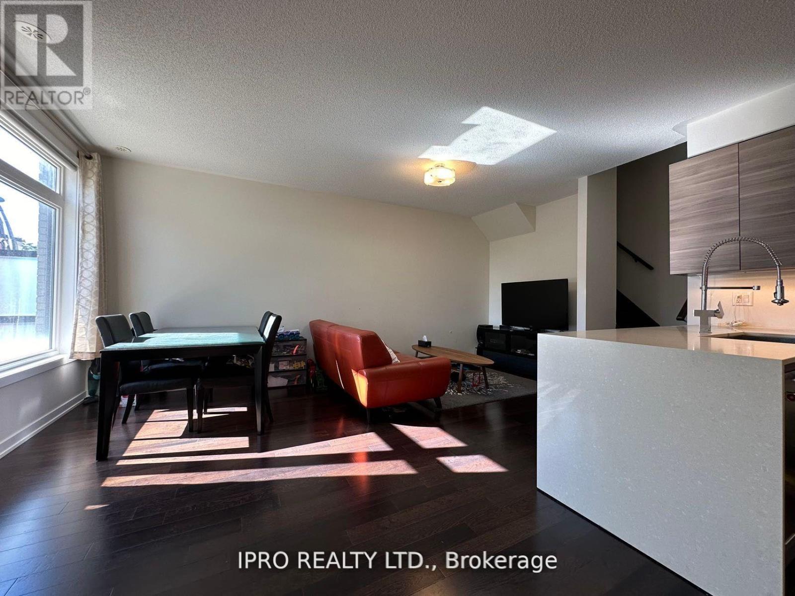 9 - 4020 Parkside Village Drive, Mississauga (City Centre), Ontario  L5B 0K2 - Photo 15 - W12040010