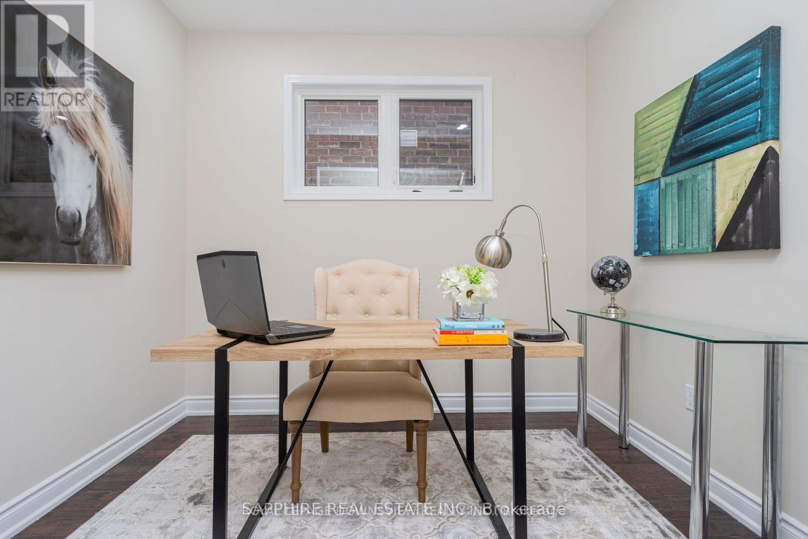 Property at 550 LEAR GATE image 4
