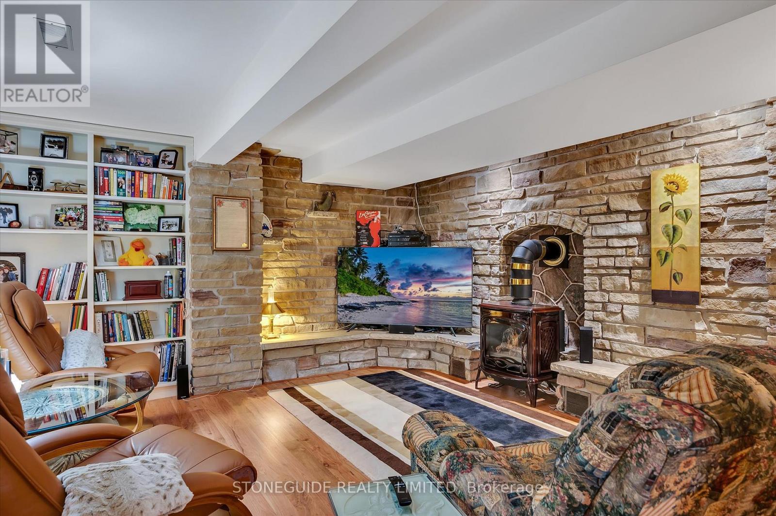 165 Edinburgh Street, Peterborough Central, Ontario  K9H 3E3 - Photo 19 - X12040062