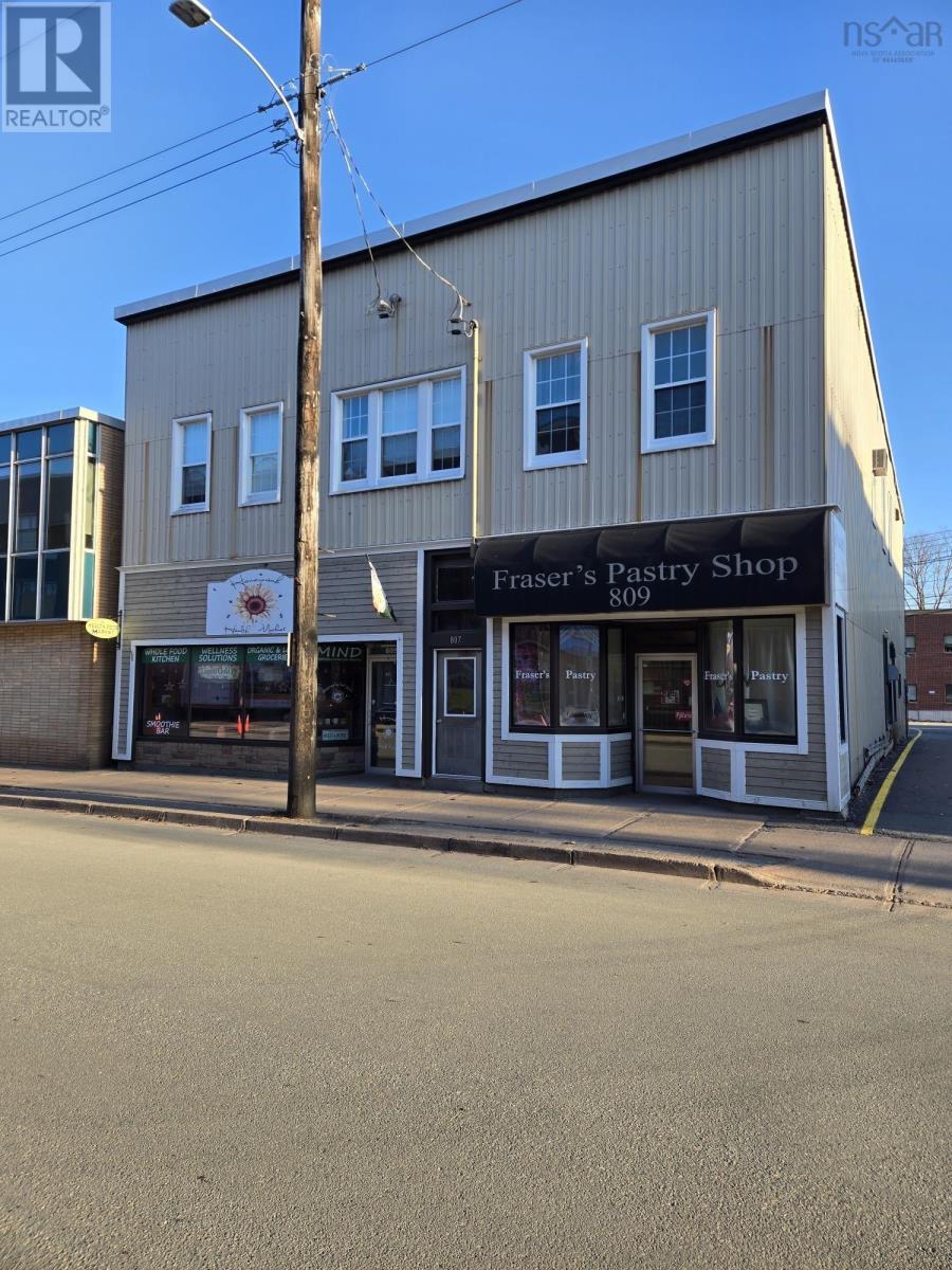805-809 Prince Street, Truro, Nova Scotia  B2N 1G7 - Photo 3 - 202505626