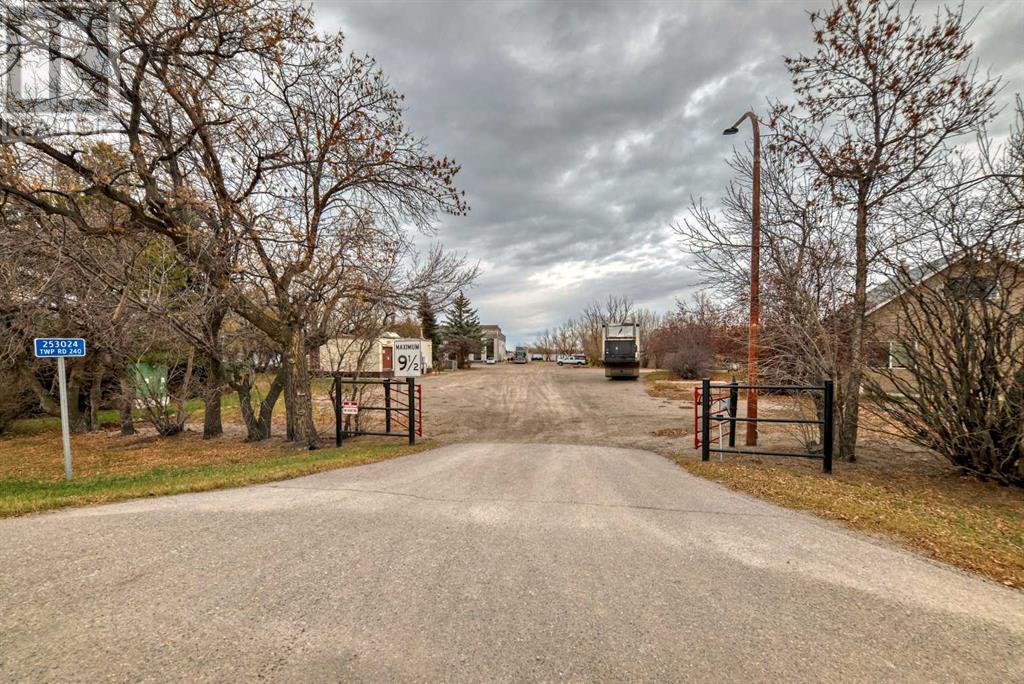 Township Road 240, Rural Wheatland County, Alberta  T1P 0R5 - Photo 1 - A2204172