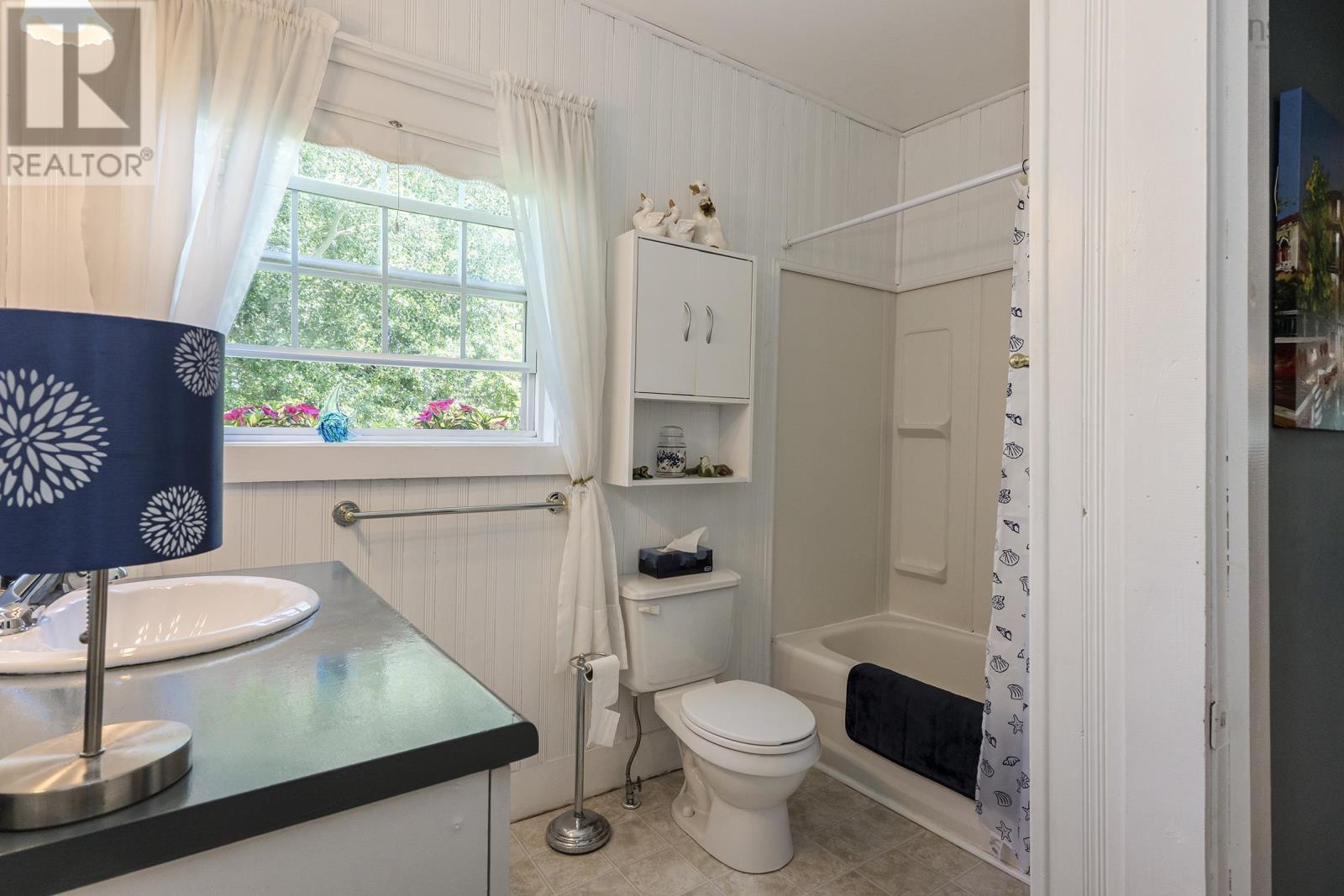 6339 Highway 215, Cheverie, Nova Scotia  B0N 2A0 - Photo 16 - 202505751