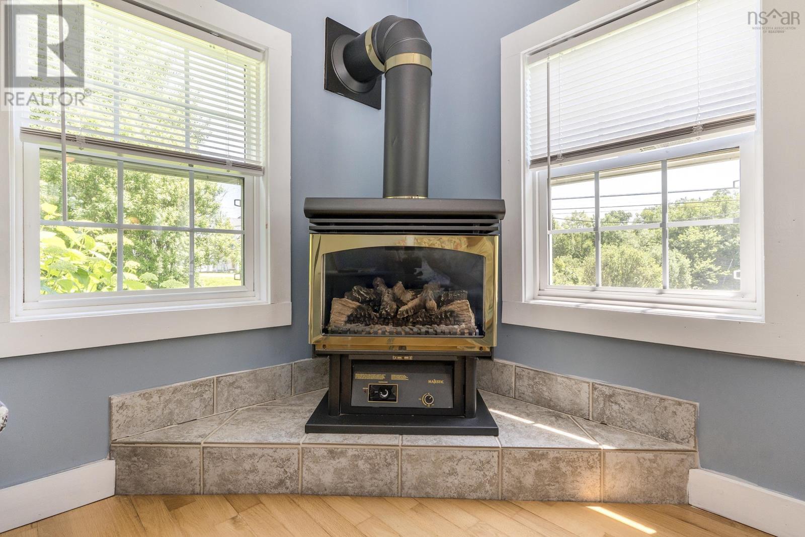 6339 Highway 215, Cheverie, Nova Scotia  B0N 2A0 - Photo 7 - 202505751