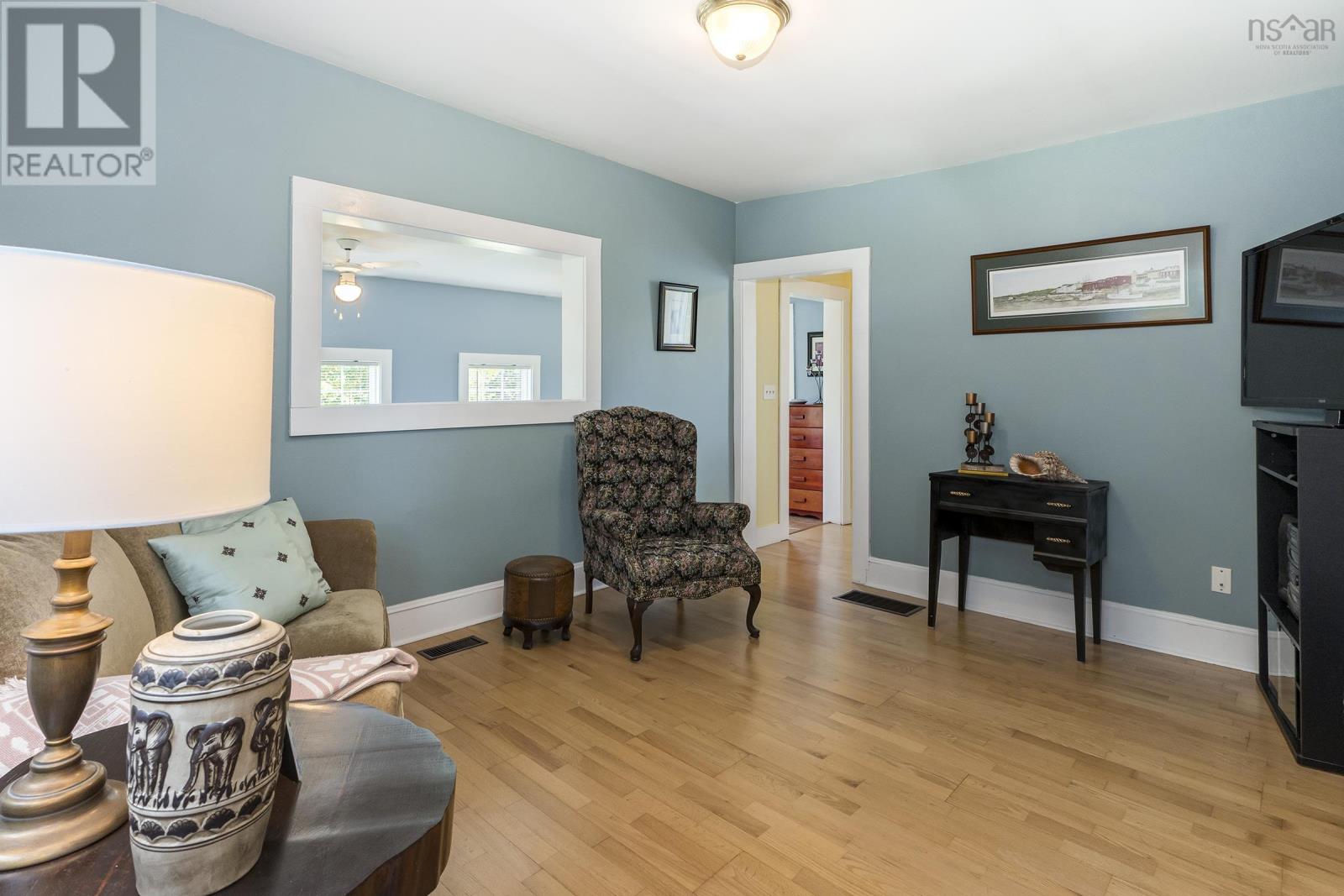 6339 Highway 215, Cheverie, Nova Scotia  B0N 2A0 - Photo 9 - 202505751