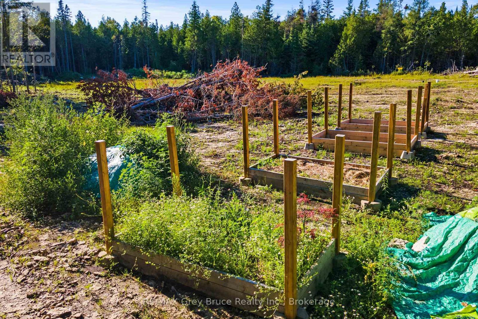30 Huron Park Road, Northern Bruce Peninsula, Ontario  N0H 1W0 - Photo 7 - X12040081
