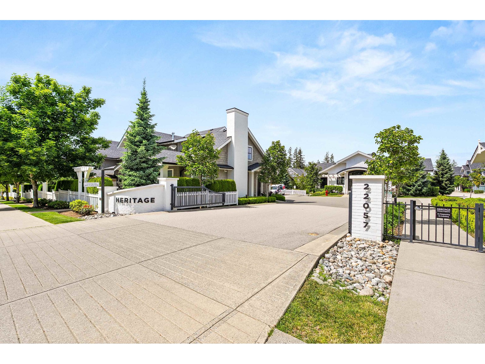 44 22057 49 Avenue, Langley, British Columbia  V3A 0J4 - Photo 3 - R2980995